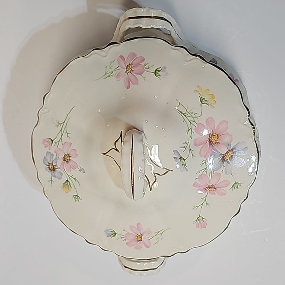Vintage Homer Laughlin Pink Blue Flower Round Covered Vegetable Dish w/ Gold - Picture 5 of 16